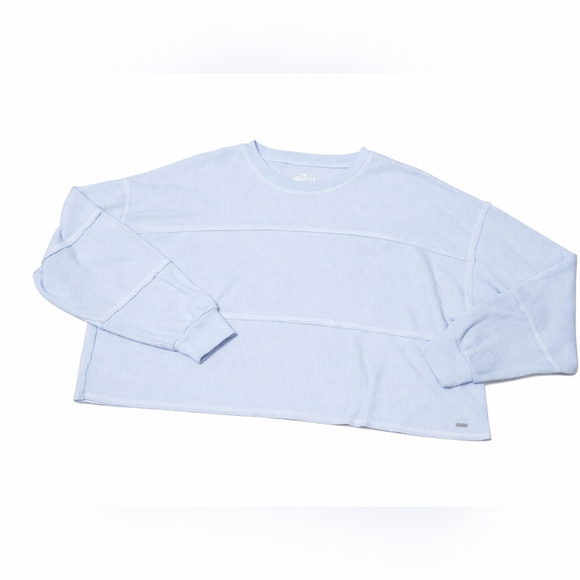 Hollister Women's Light Blue Cropped Top Long Sleeve SIZE LARGE - Picture 3 of 4